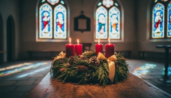 Adventskranz Kirche